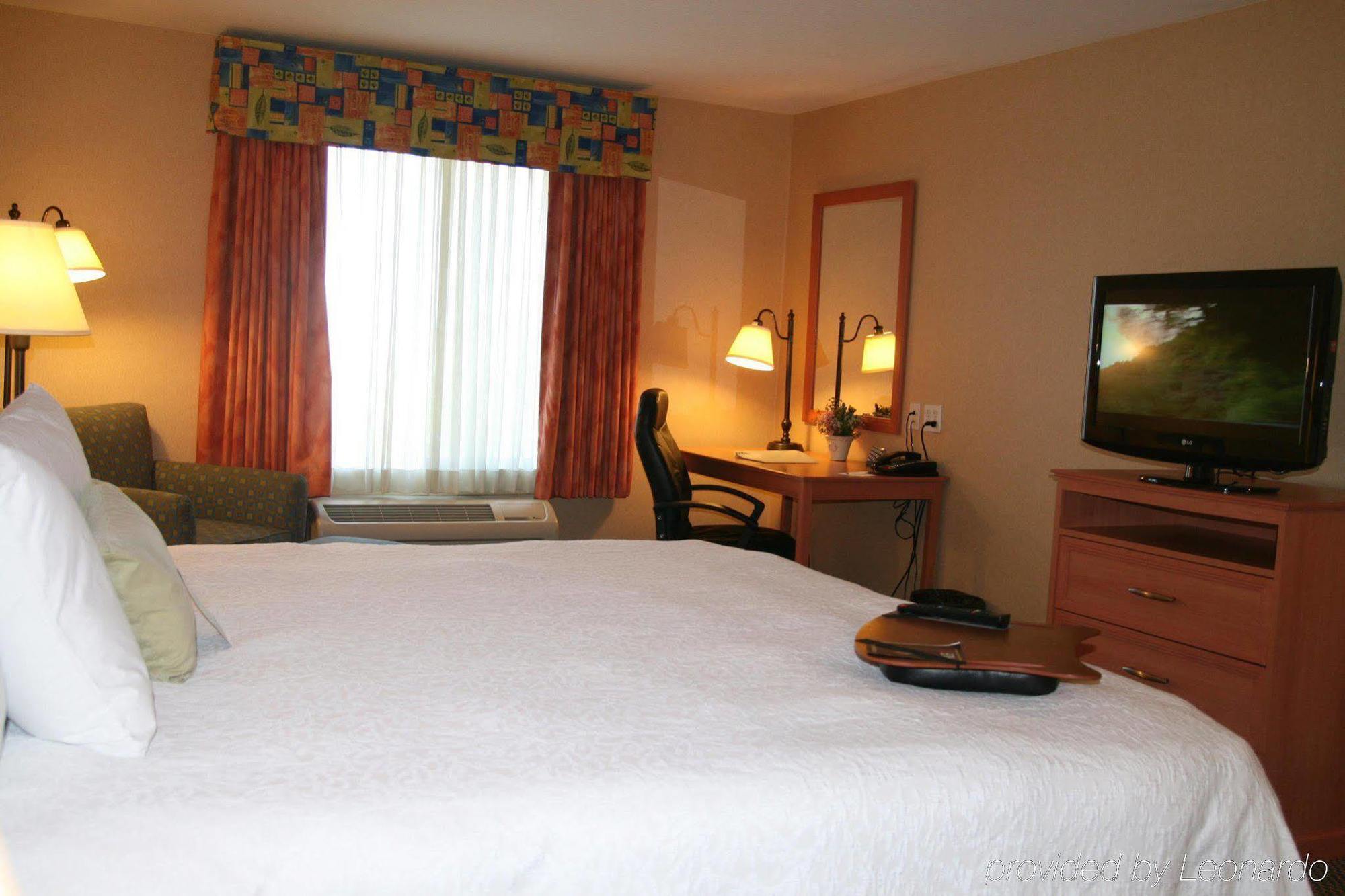 Hampton Inn & Suites Lathrop Habitación foto